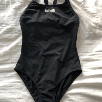 Arena clothing