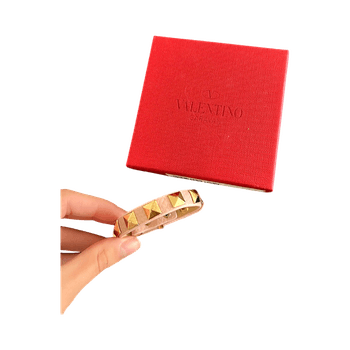 pinkki valentino koru