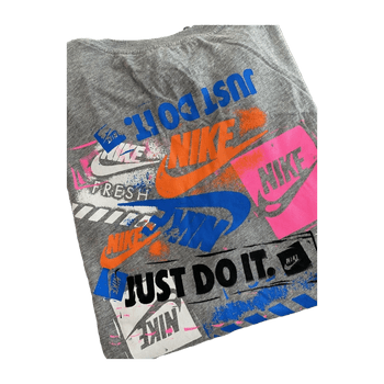Nike top