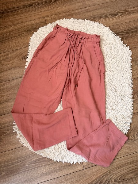 Pink paperbag waist trousers