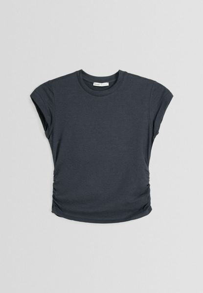 Grey t-shirt