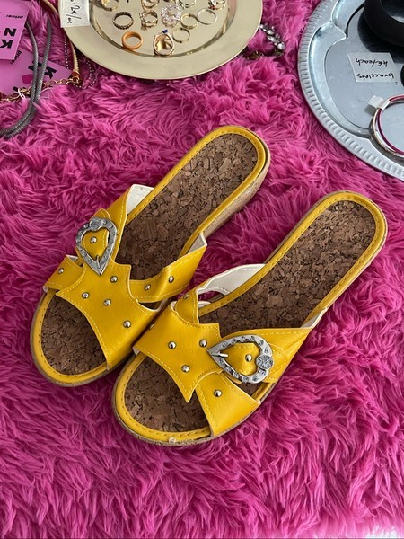 Y2K Yellow wedge sandals