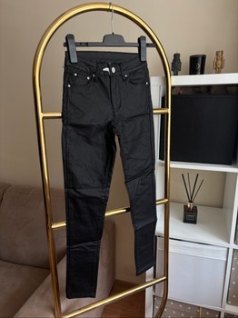 Black coated push up jeans