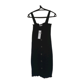 Noisy may dress