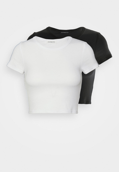 Black and white t-shirt