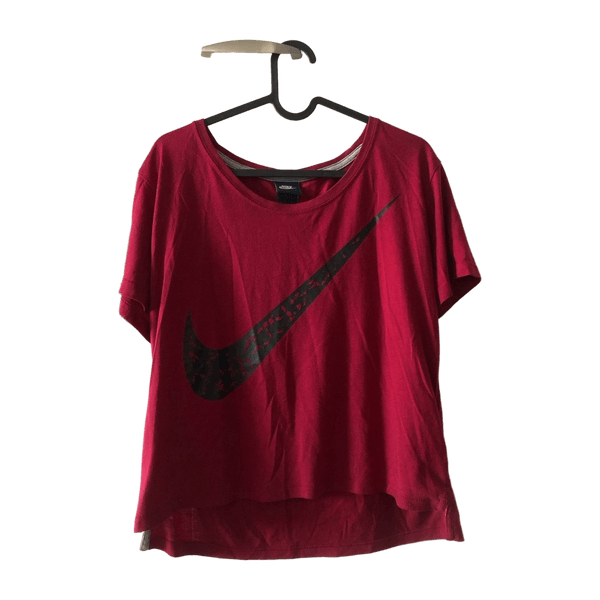 Nike top