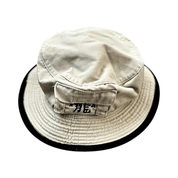 Beige bucket hat