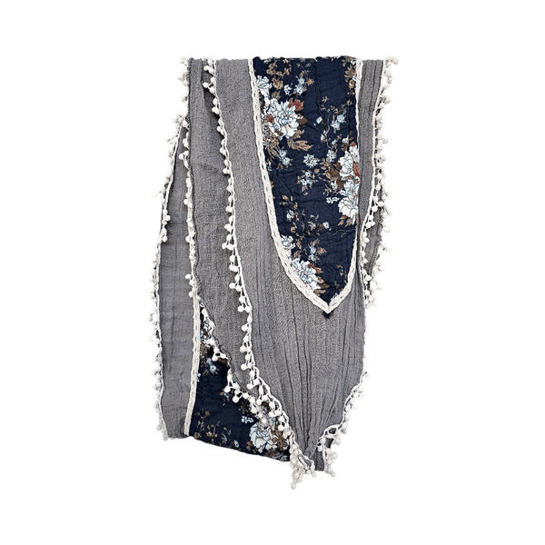 Oddly scarf / shawl