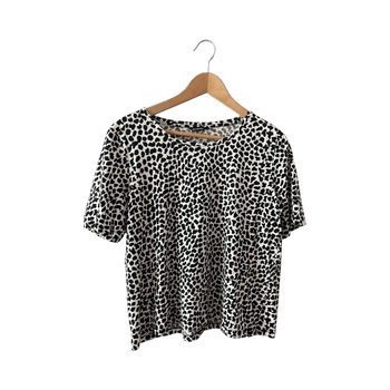 Marimekko musta t-paita 