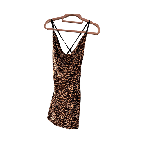 Ruskea leopardimekko
