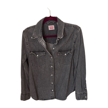 Levi’s denim shirts