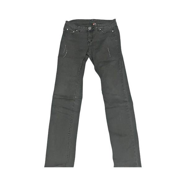 Mustat skinny farkut