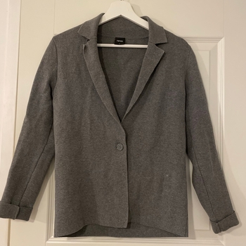 Grey knit blazer