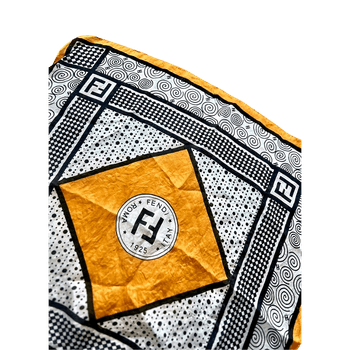 Fendi silkkihuivi