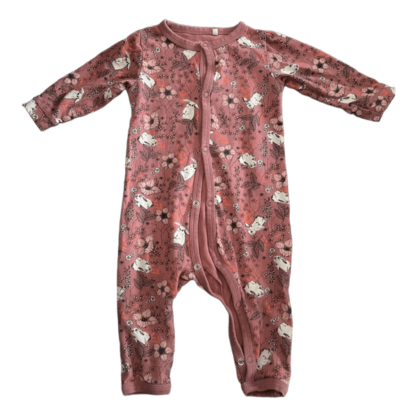 Rosa natdragt med kaninprint