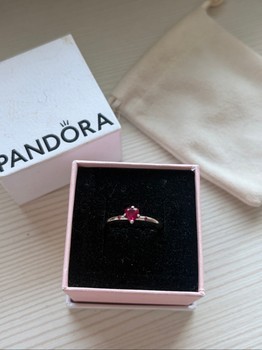 Pandora heart ring