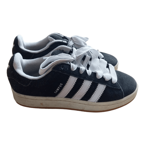 Adidas sneaker