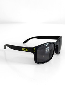 Sunglasses. Lenses Dark black