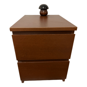 Bedside table yöpötä