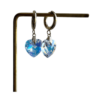 Heart-shaped drop earrings