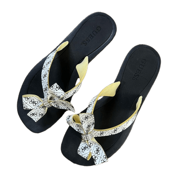 Guess kids' shoes