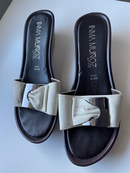 Beige heeled italian new sandals