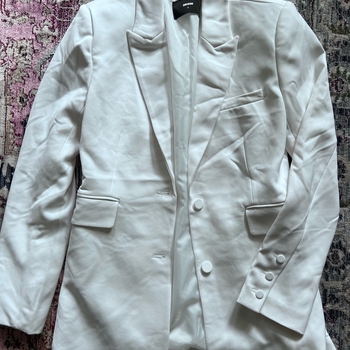 Bikbok bleiseri S
