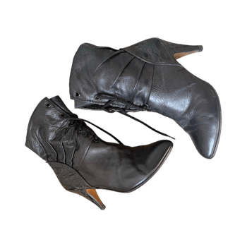 Vintage nauhalliset korkobootsit