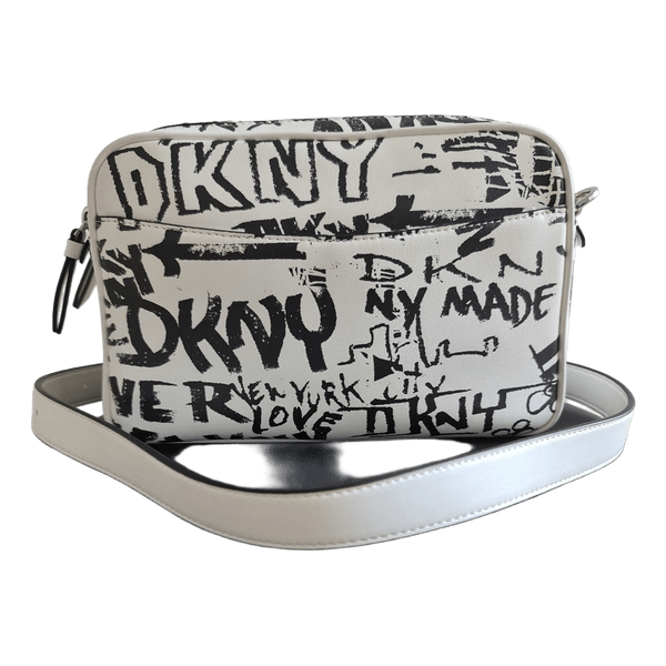 Taskefra DKNY i kunstig læder