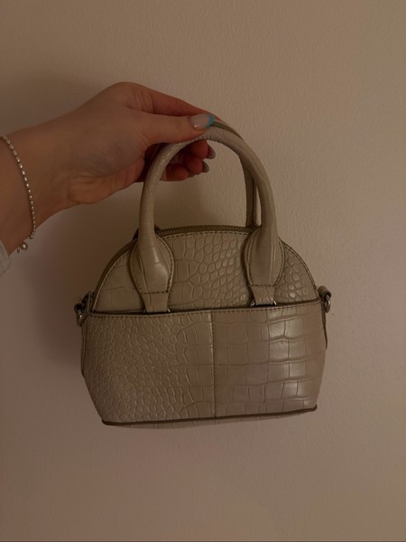 Beige crocodile faux leather bag, Zara