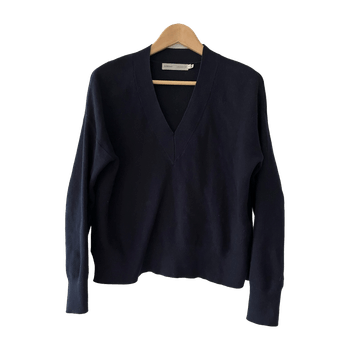 V-neck jumper