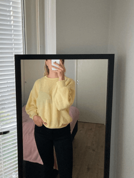 Secondhand cardigan