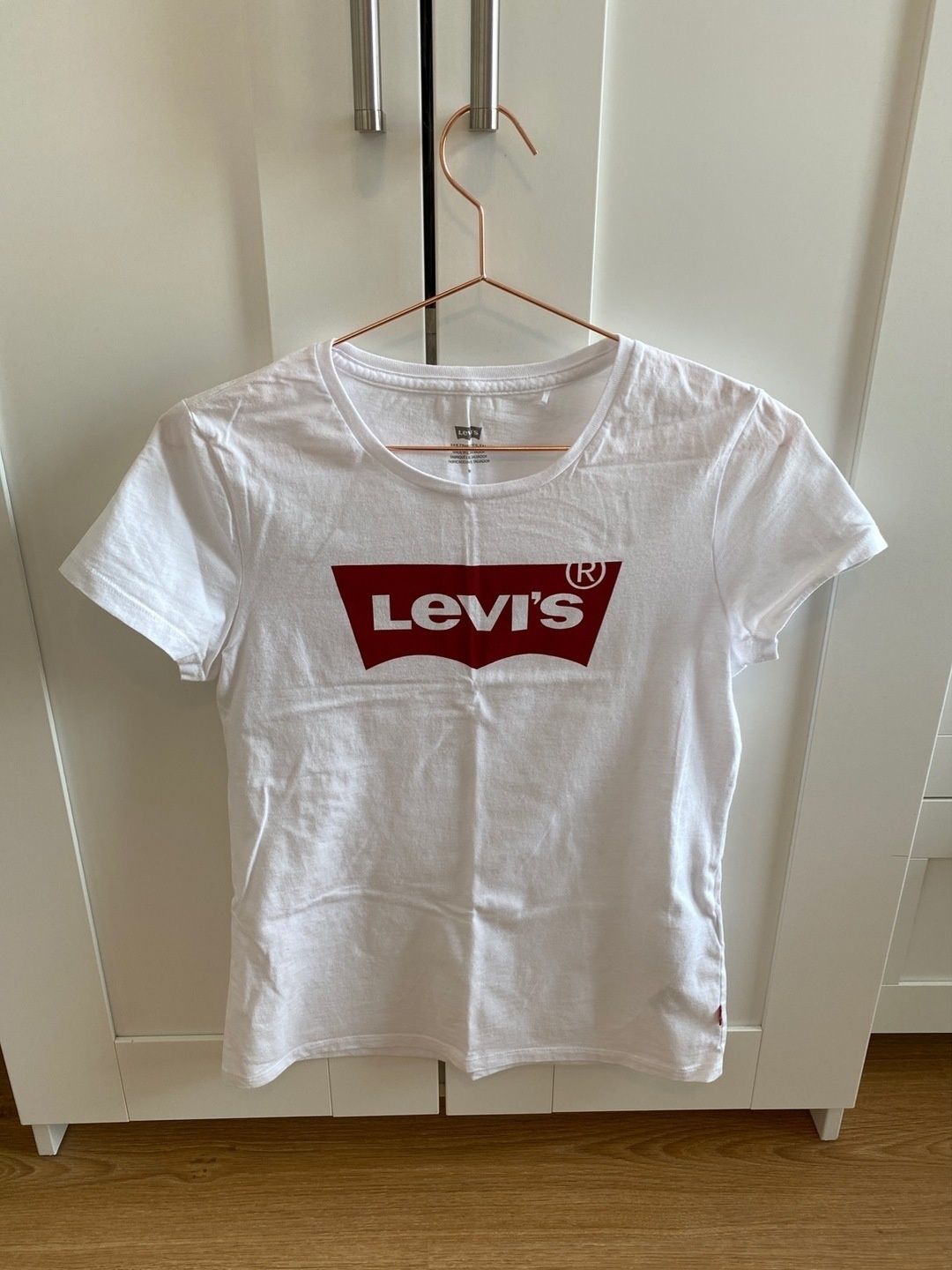 Levi’s top