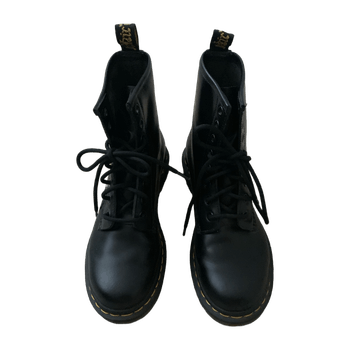 Mustat Dr Martens maiharit