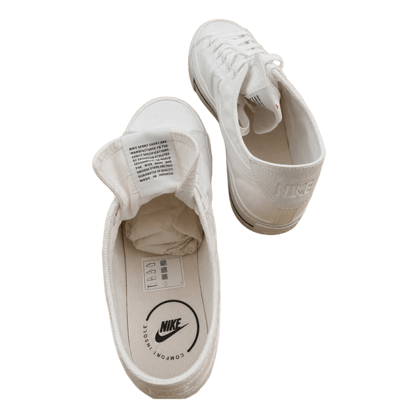White Nike canvas sneakers