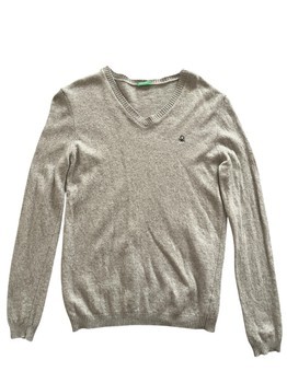 Grey knit sweater