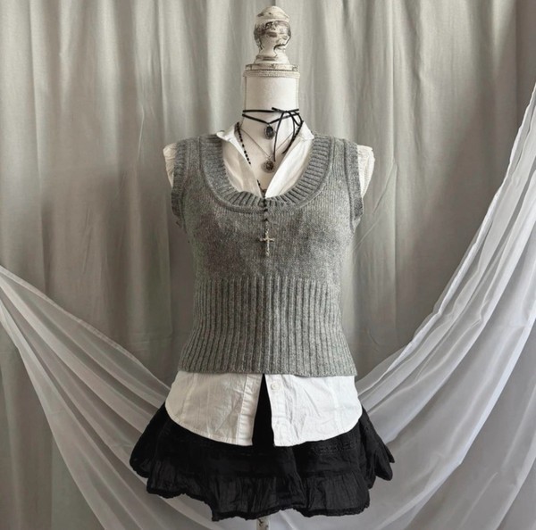 Grey knit vest top
