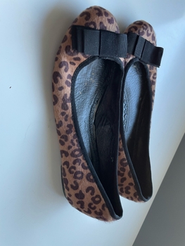 Leopard print ballet flats