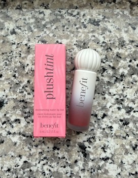 Benefit plush tint Purr