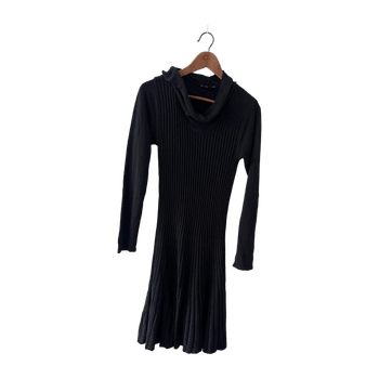 More & more dress