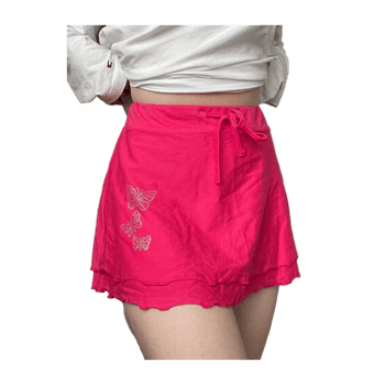 Delia‘s skirt
