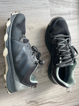 Adidas Goretex kengät 