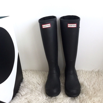 Hunter shoes