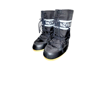  Moon Boots