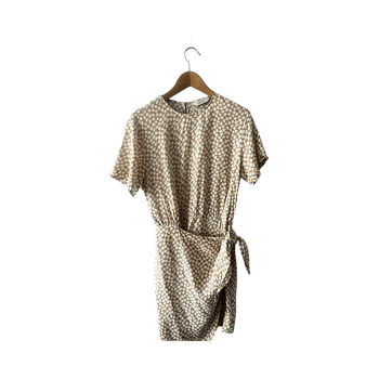 Beige valkokuviollinen mekko