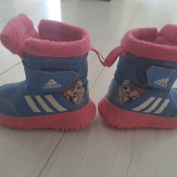 Sini/pinkit Frozen talvikengät (Adidas)