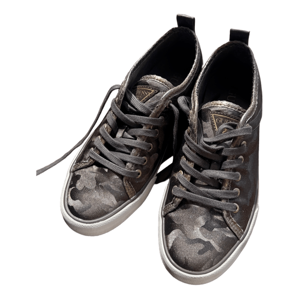 Guess sneakers size 37