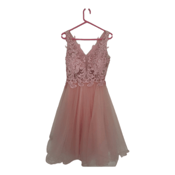 pink dress