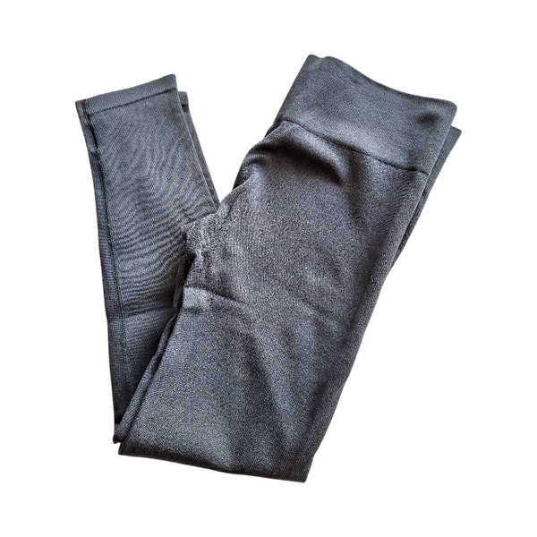 Black ribbed leggings