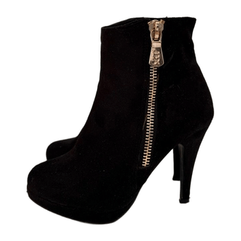 Xti boots